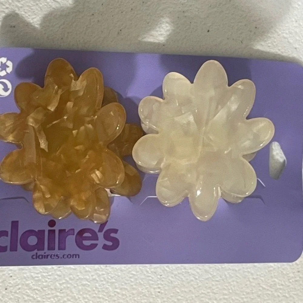 Claire's Stylish Hair Accessories‎ & Jewelry Bundle